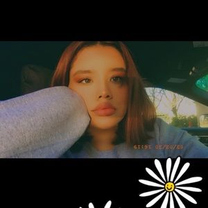 Meet your Posher, Bretanya